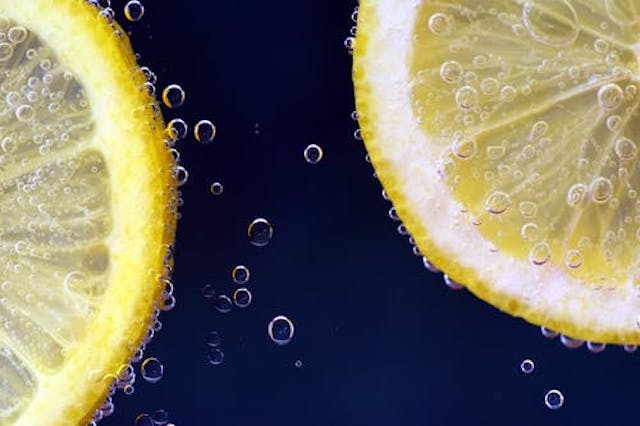 limone e bicarbonato per digerire